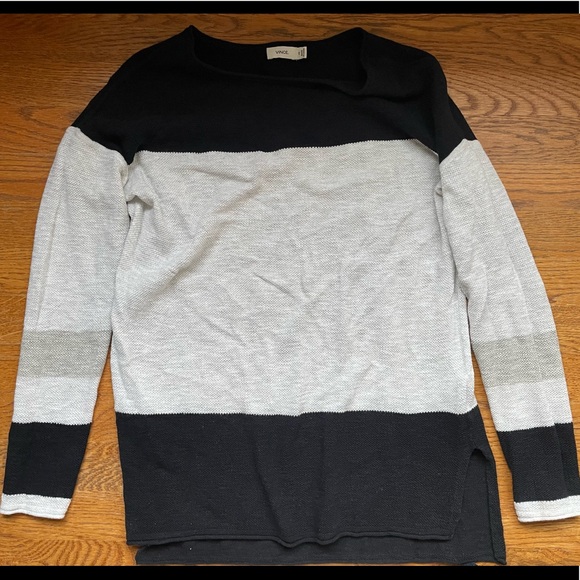 Vince Sweater - Picture 1 of 3